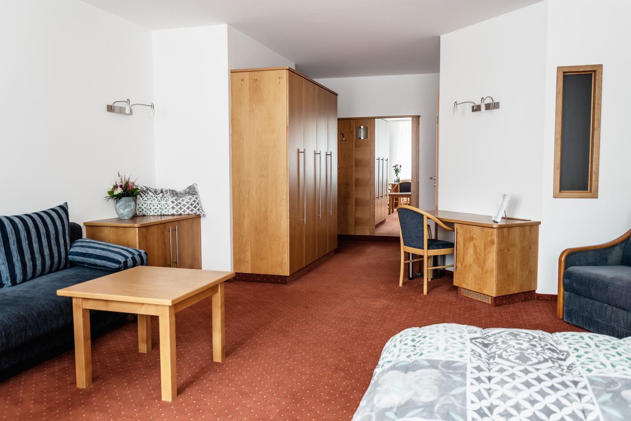 Landhotel Stegersbach Buitenkant foto