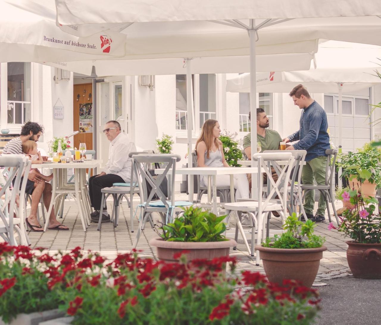 Landhotel Stegersbach Buitenkant foto